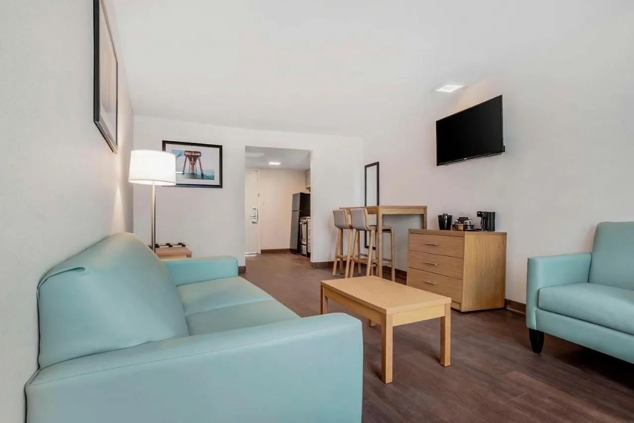 Chateau Beachfront Hotel, A By The Sea Resort Panama City Beach