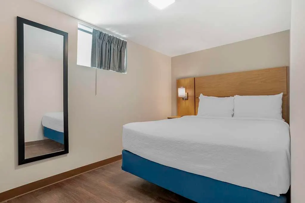 Hotel Chateau Beachfront Hotel, A By The Sea Resort Panama City Beach