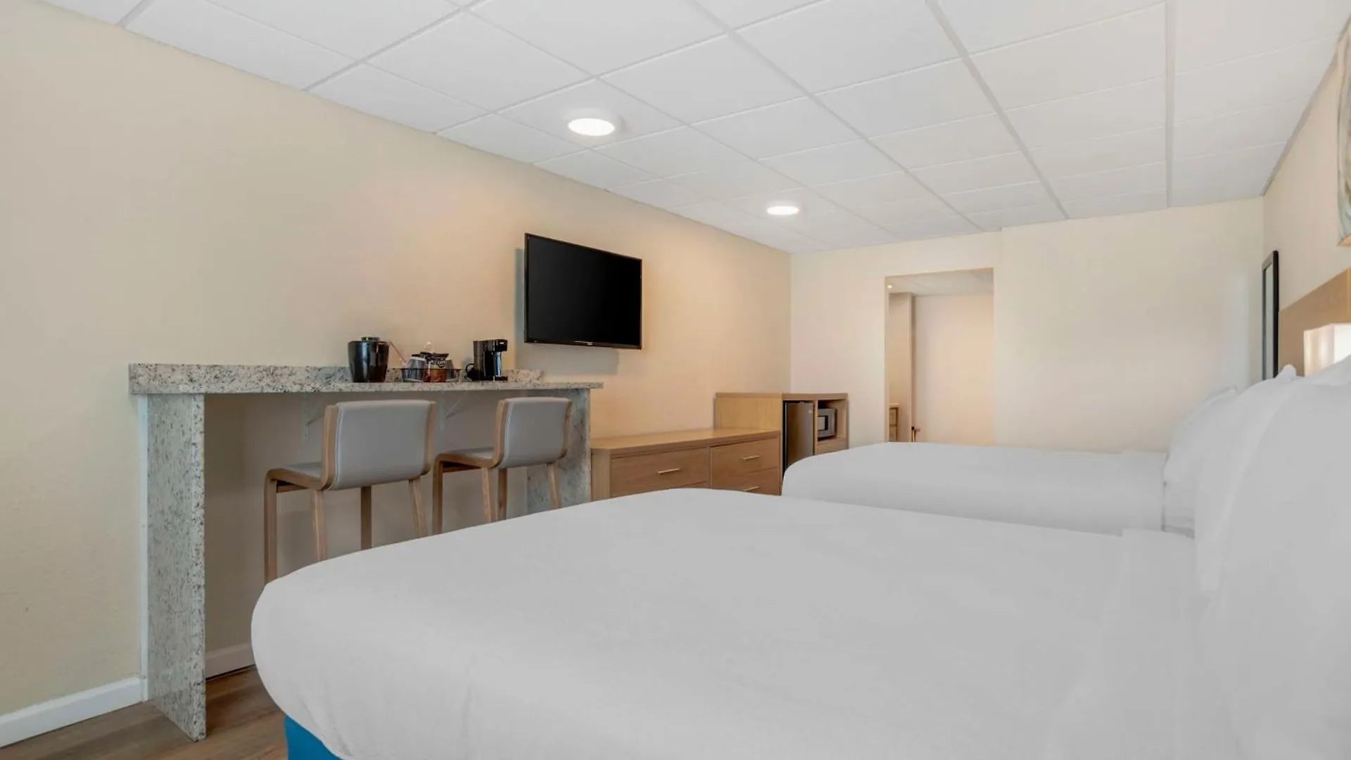 Hotel Chateau Beachfront Hotel, A By The Sea Resort Panama City Beach