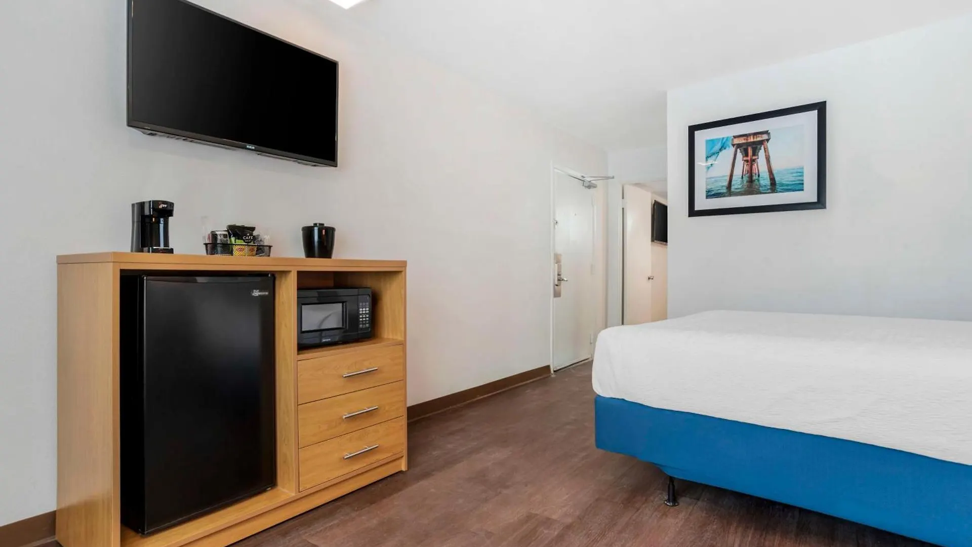 Chateau Beachfront Hotel, A By The Sea Resort Panama City Beach