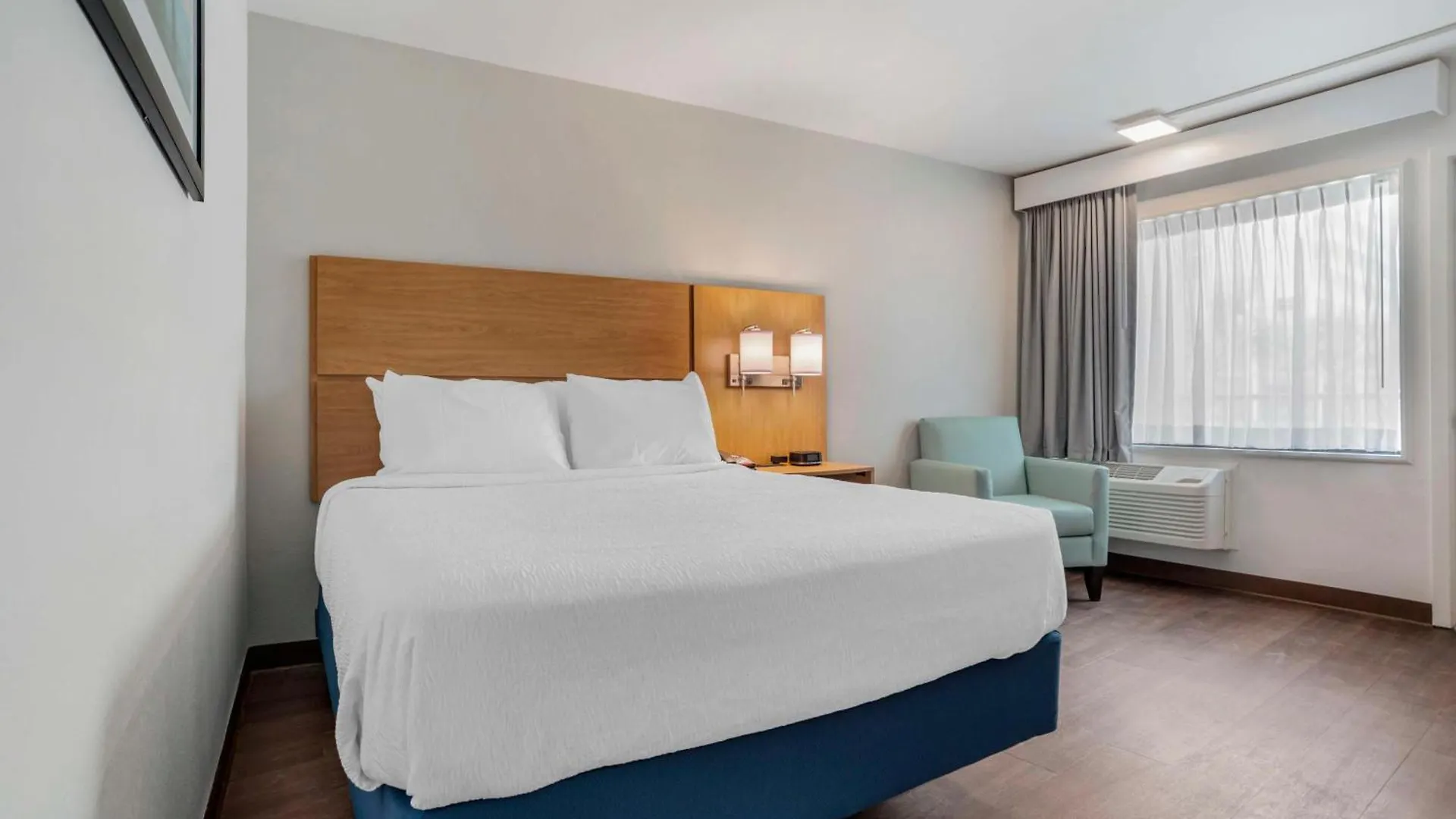 Hotel Chateau Beachfront Hotel, A By The Sea Resort Panama City Beach