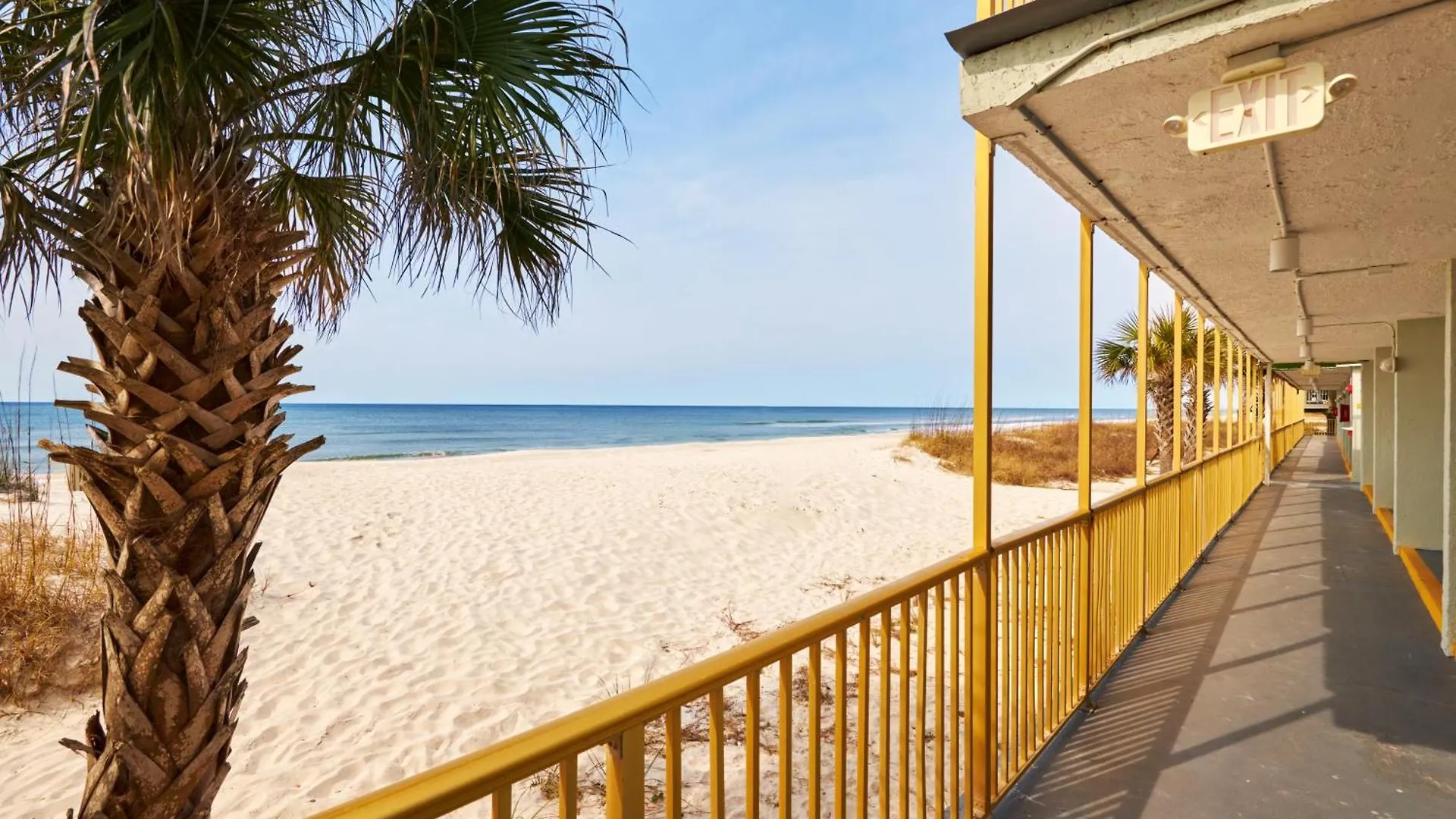 Chateau Beachfront Hotel, A By The Sea Resort Панама-Сити